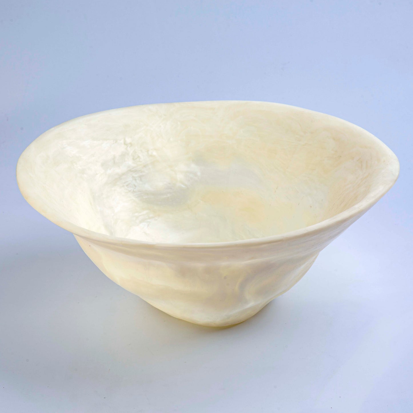 Resine Deep Bowl Pearly White Dxh38x15cm