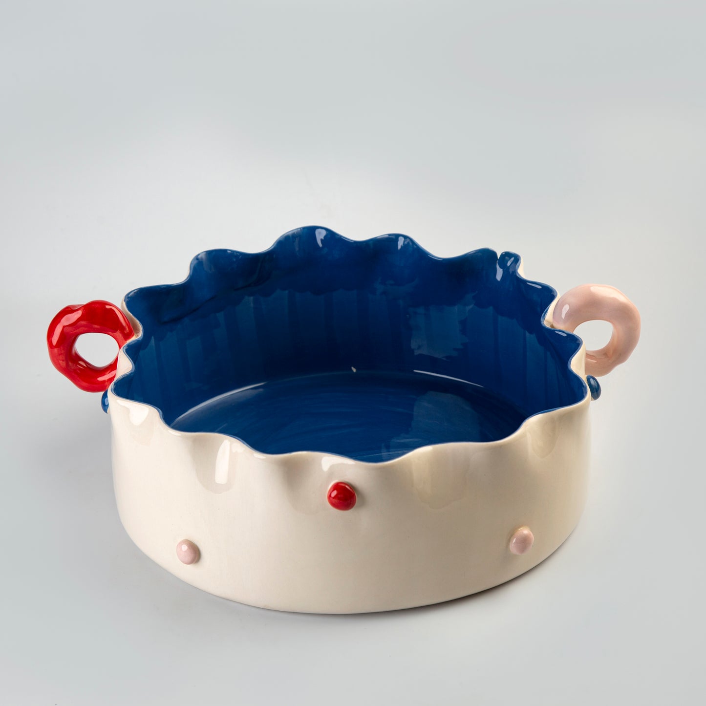 Round Platter with 2 handles & Dots - D 30 x h 10 cm